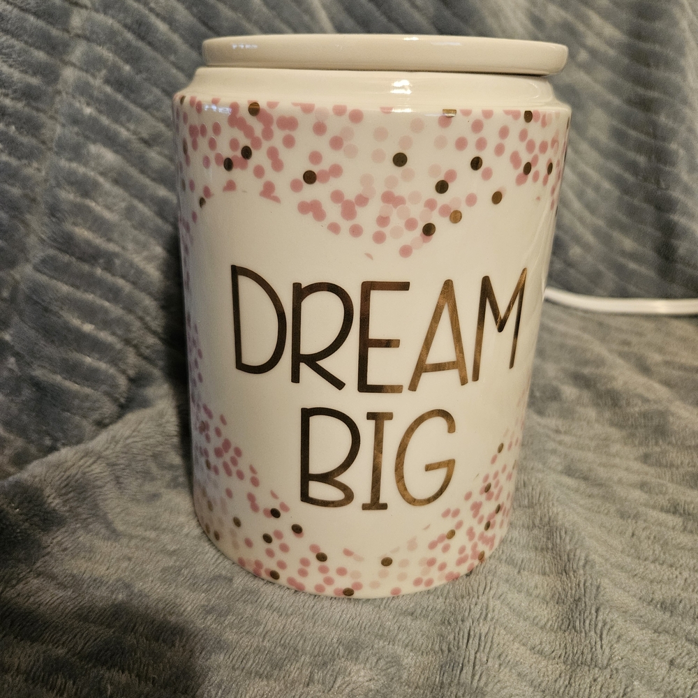 Scentsy Dream Big Wax Warmer - White and Pink